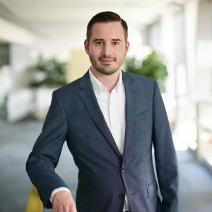 Bild von <a href="https://www.linkedin.com/in/kevin-vennewald-364667130/" target="_blank" title="Kevin Vennewald @LinkedIn">Kevin Vennewald</a><br>Teamlead Sales Marketing<br>Kleinanzeigen