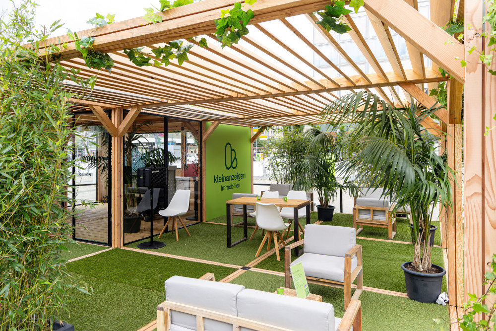 Outdoor-Messestand von Kleinanzeigen Immobilien