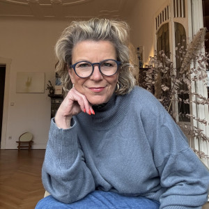 Bild von <a href="https://www.linkedin.com/in/leonie-bechtoldt/" target="_blank" title="Leonie Bechtoldt @LinkedIn">Leonie Bechtoldt</a><br>Head of Marketing &amp; Communications<br>XOLUTION Germany GmbH